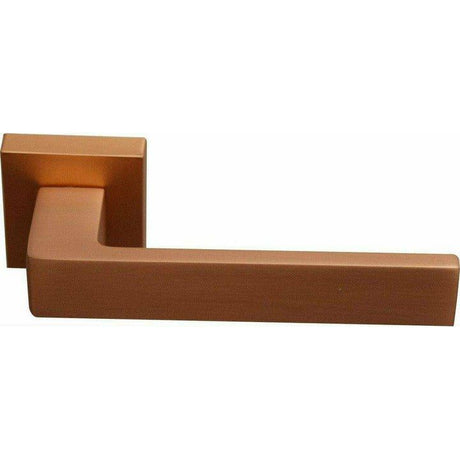 Italian lever handle on rose - matt rose gold
