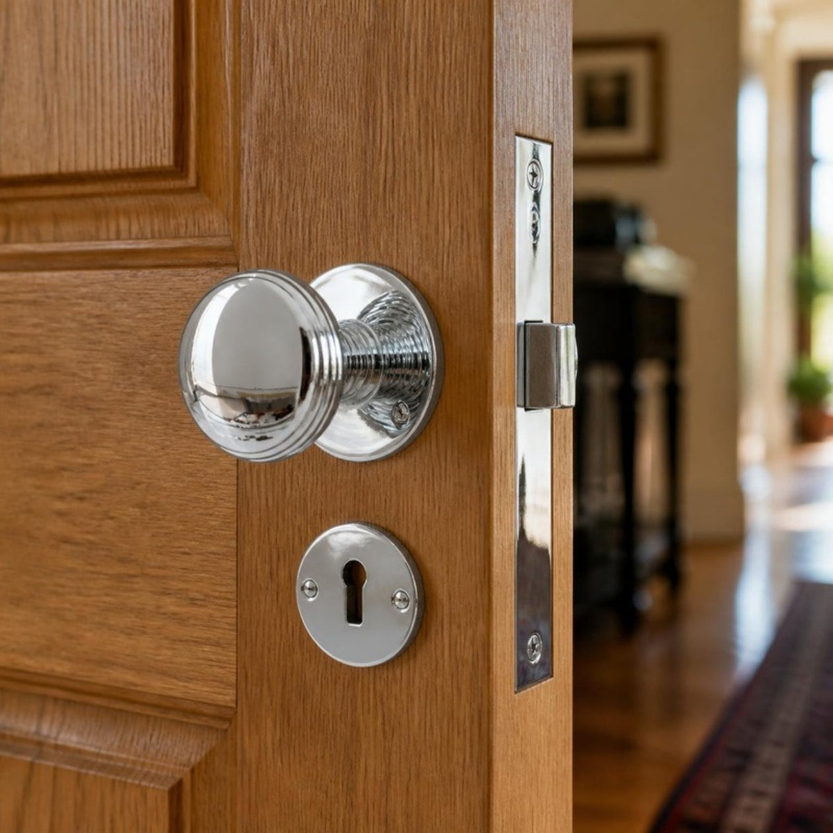 Art-Deco Door Knob