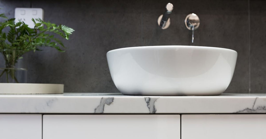 Integrating Art in Functionality: Bathroom Basins as Centrepieces - Decor Handles