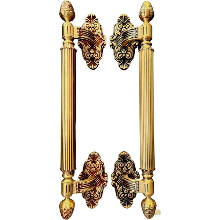 Royal antique pull handle on plate - offset